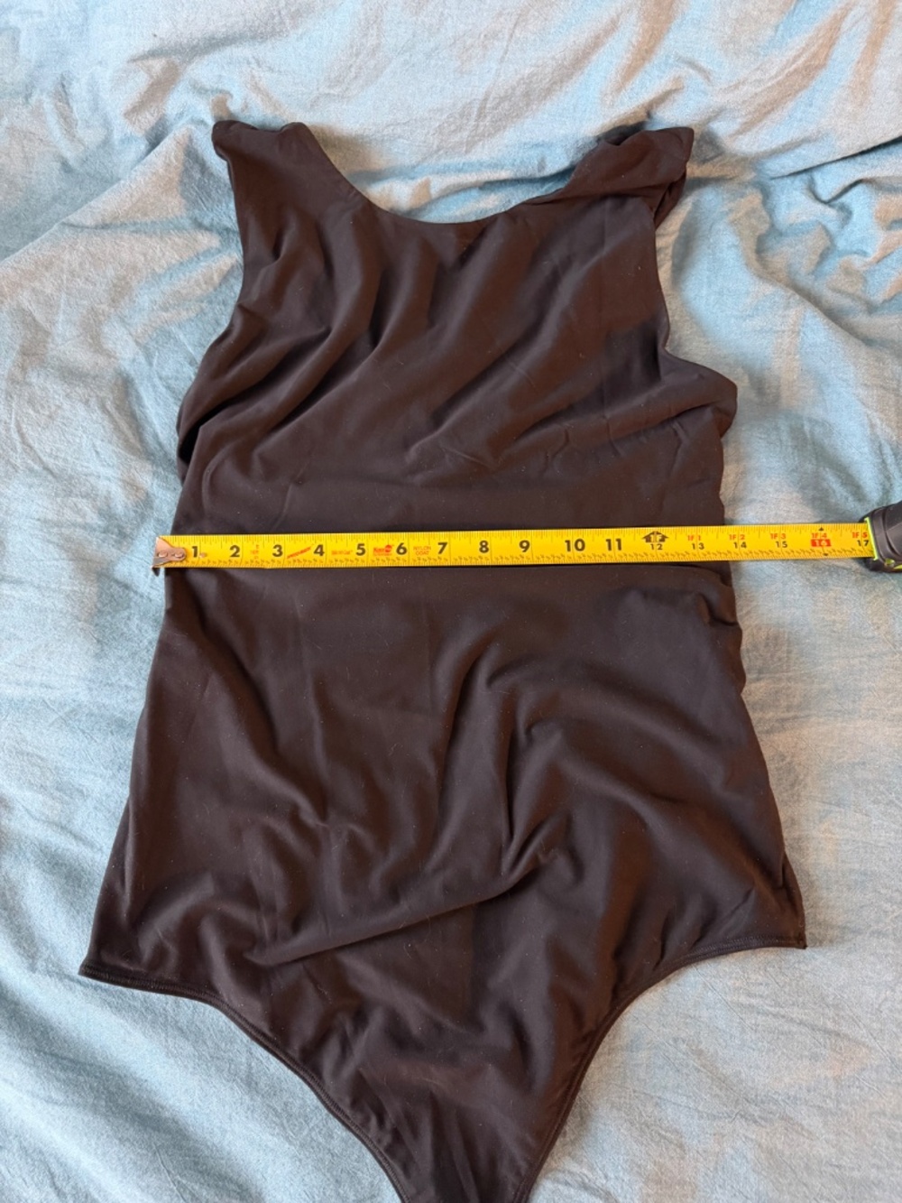 Abercrombie and Fitch Soft Matte Seamless Cross-Back Shell Bodysuit - size M - Picture 4 of 7